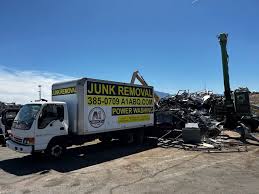 Best Yard Waste Removal  in Bennington, NE